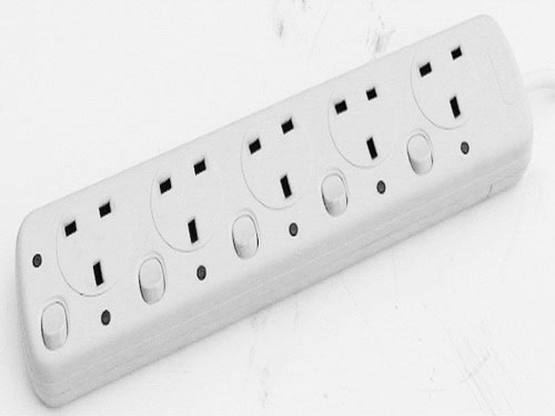 10A 250V～Five-position square pin socket with switch